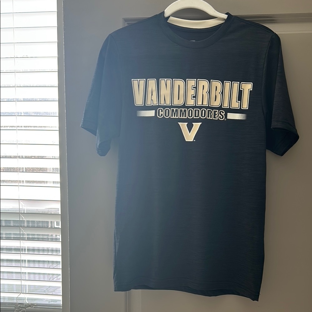 Vanderbilt Commodores T-Shirt *worn once*